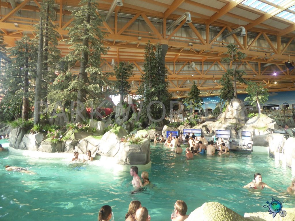 La laguna dove ci si può rilassare in piscina