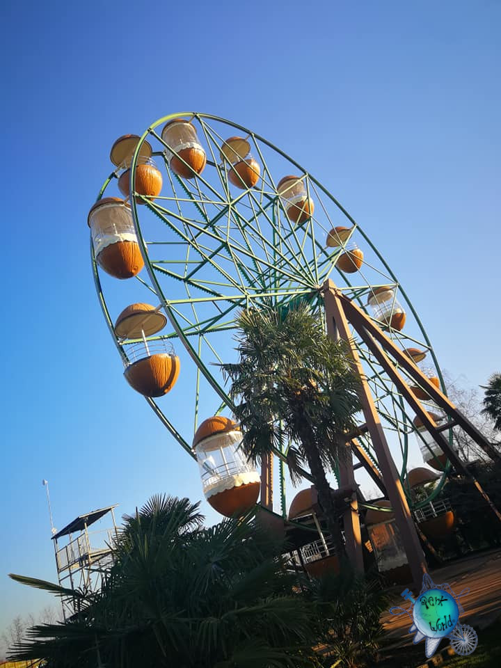 La ruota panoramica dell'area meccanica del Safari park