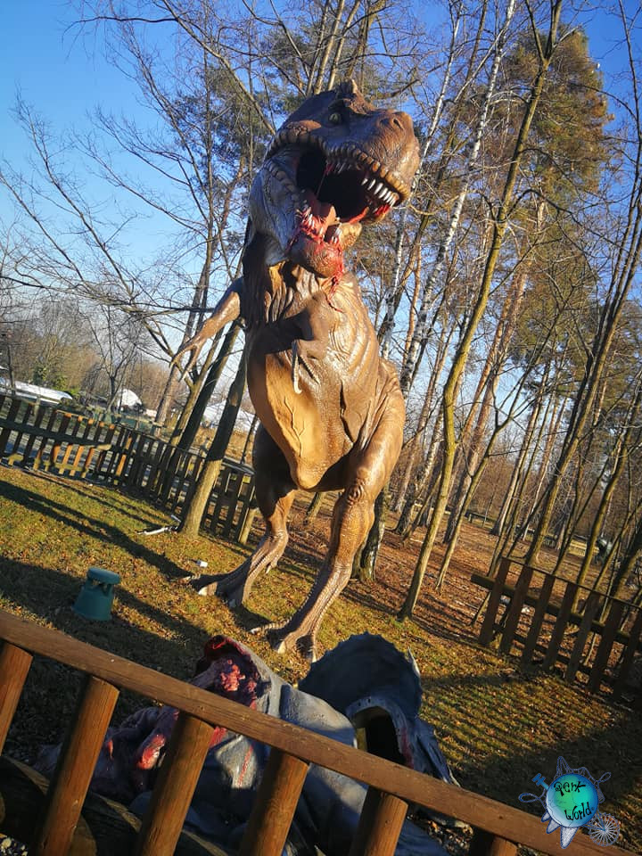 Il T-rex al Safari Park di Pombia